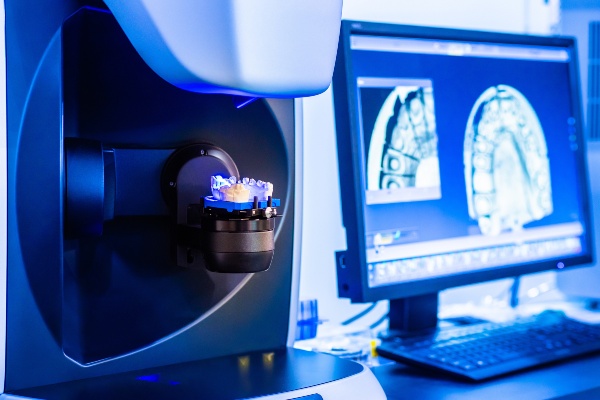 Concept per differenze tra dentista e ortodontista: strumento per otodonzia digitale